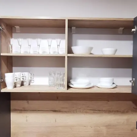 Na Slnecnych Jazerach V Senci