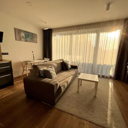 Na Slnecnych Jazerach V Senci Сенец