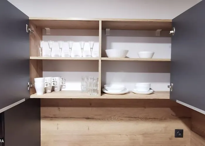 Na Slnecnych Jazerach V Senci