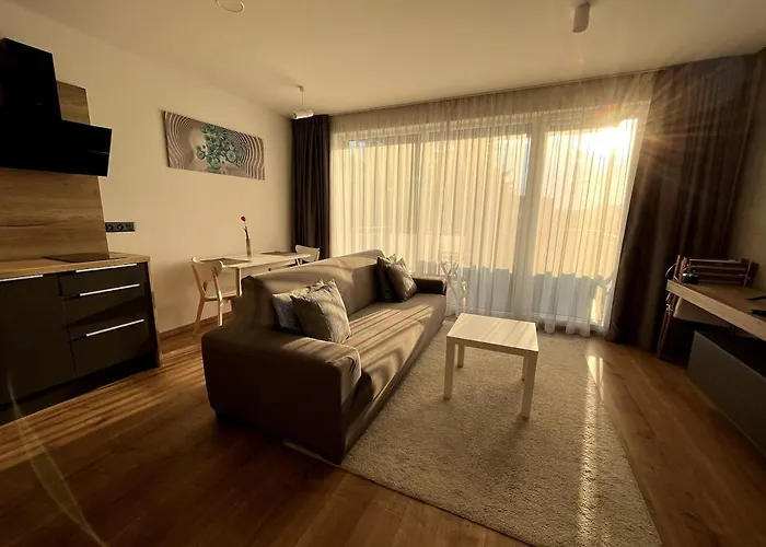 Na Slnecnych Jazerach V Senci Senec